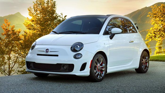 H Fiat ετοιμάζεται να κυκλοφορήσει και την cabrio εκδοχή του 500 GQ, την 500C GQ, για πιο «αέρινο» στιλ με στιλιστικές κυρίως αλλαγές.